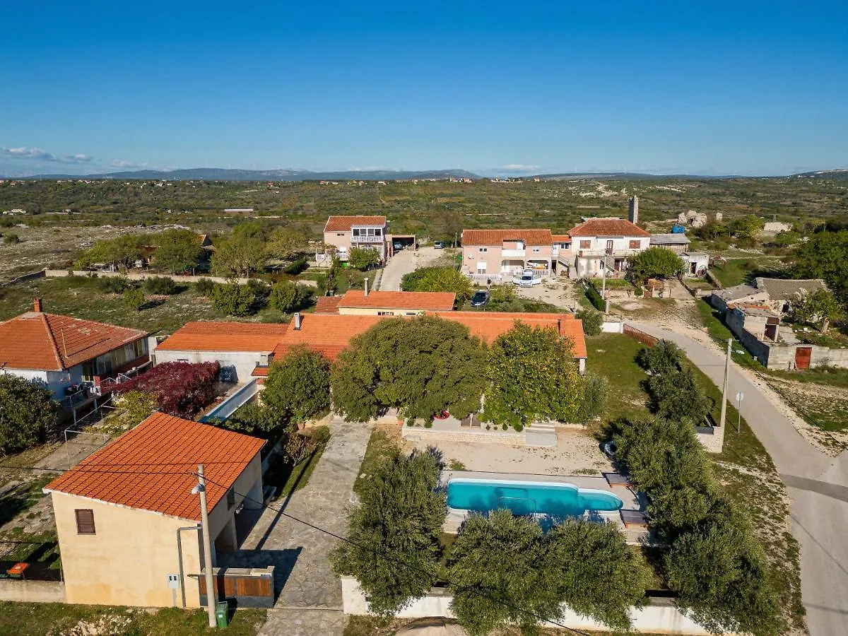 Holiday Home Apios Benkovac 0*,