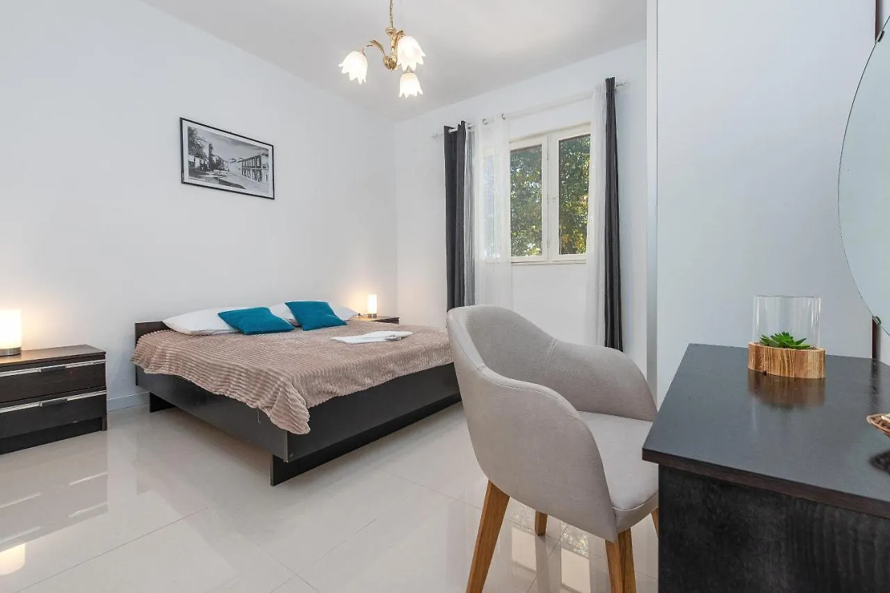 Holiday Home Apios Benkovac Croatia