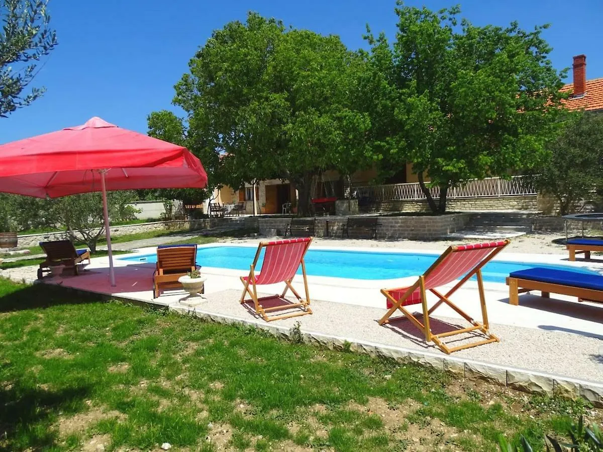Holiday Home Apios Benkovac