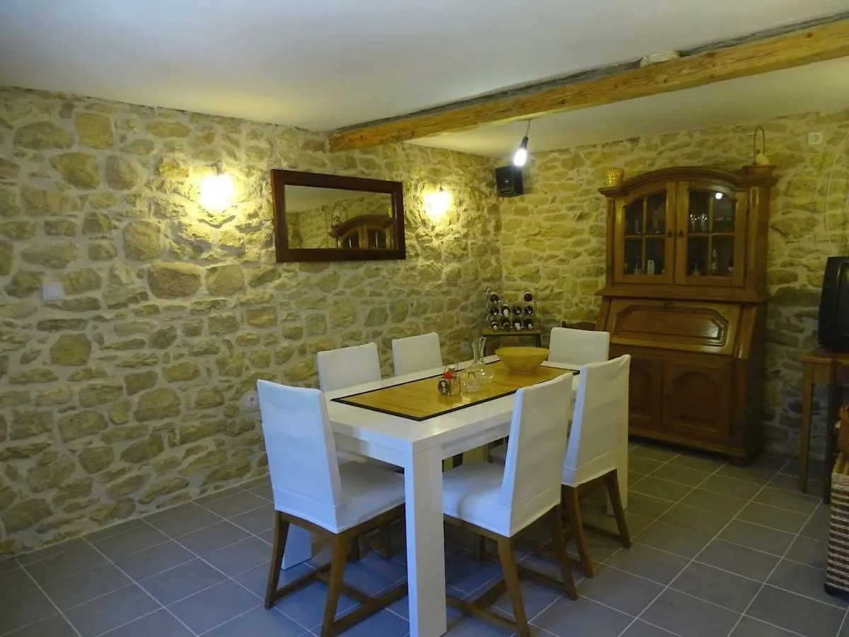 Holiday Home Apios Benkovac