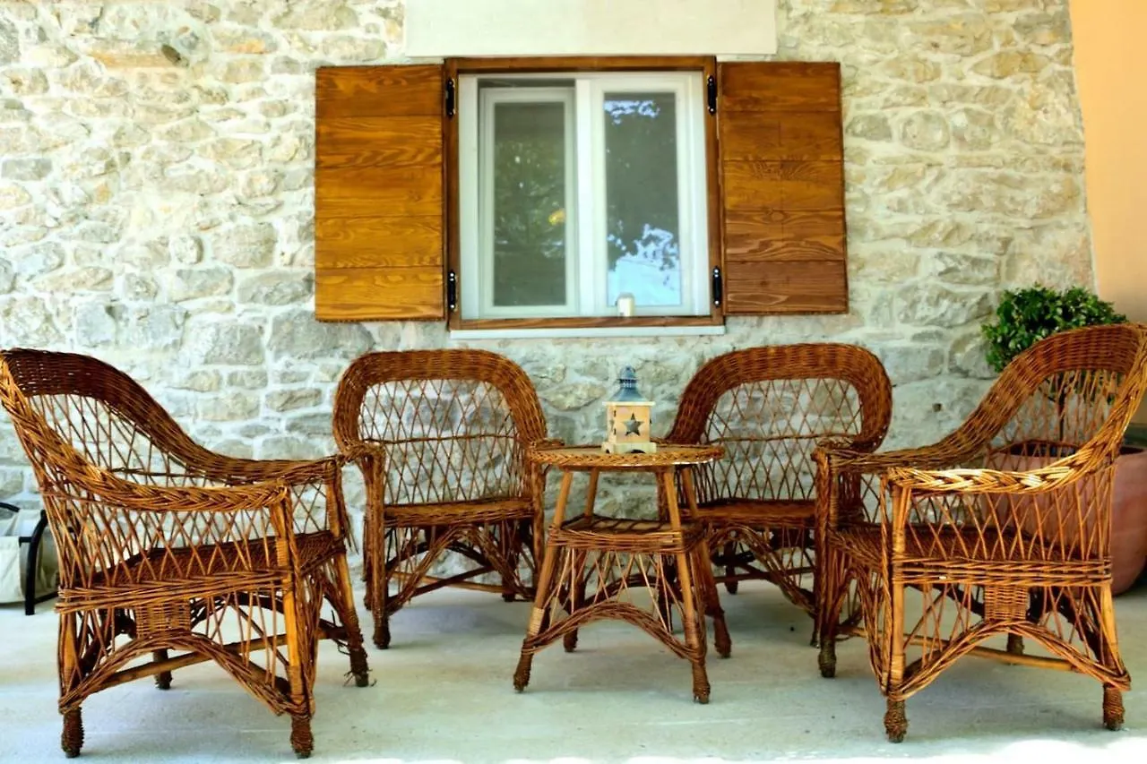 Holiday Home Apios Benkovac