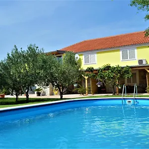 Apartment Luka Biograd -, Benkovac