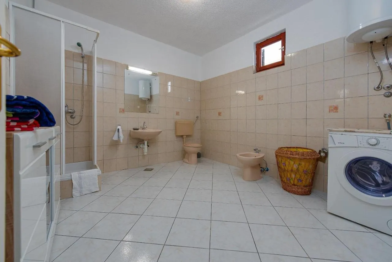 Holiday Home Apios Benkovac Chorvatsko
